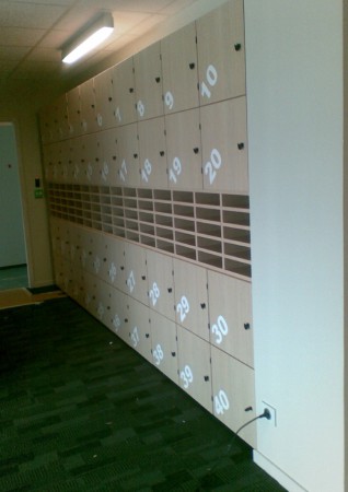 numérotation en adhésif sur mobilier - 69500 bron.jpg